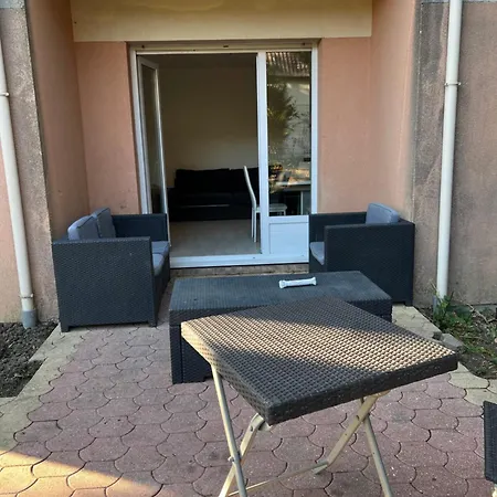 Avec Place De Parking Prive Et Jardin Apartment